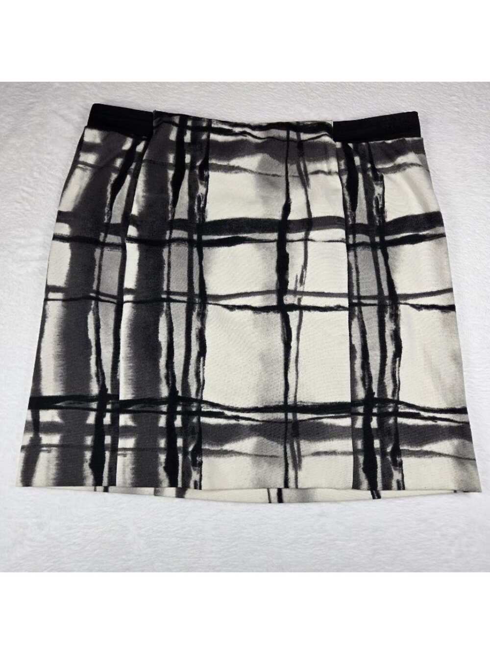 Simply Vera Vera Wang Women's Large Mini Plaid Skirt White & Black Watercolor